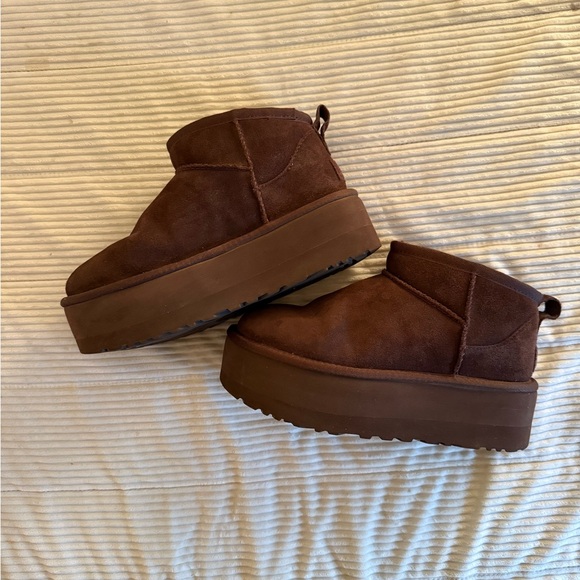 UGG Chocolate Classic Ultra Mini Platform Boots - Picture 1 of 3